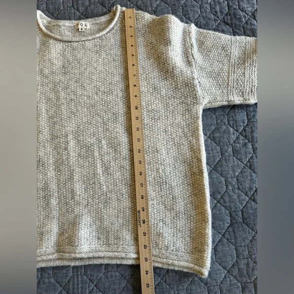 NWOT POL Heather cream raw seam roll neck sequin sweater - size S (fits up to L) - Picture 7 of 8